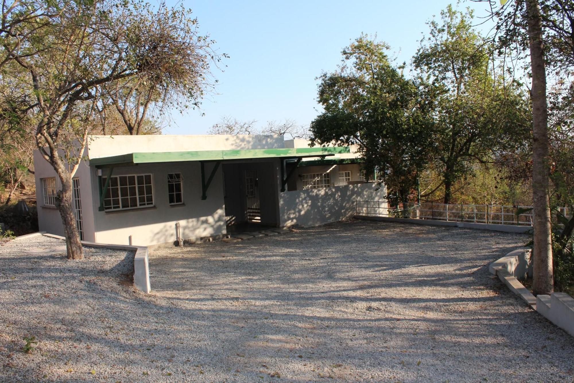 Tucked-Away 1&2 Bedroom Houses Mbombela Bagian luar foto