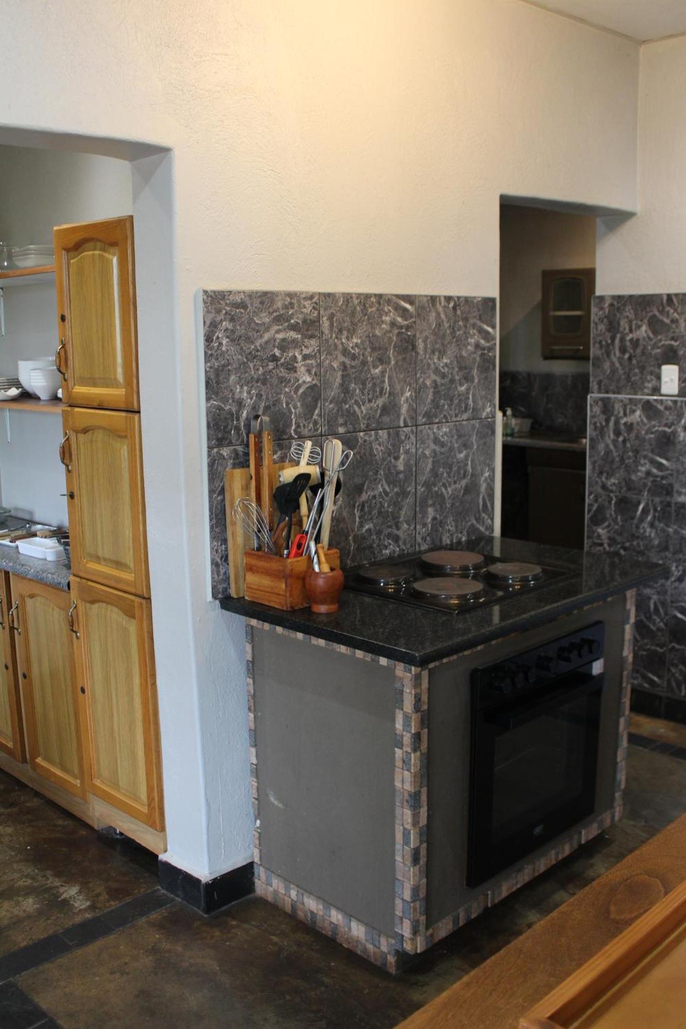 Tucked-Away 1&2 Bedroom Houses Mbombela Bagian luar foto