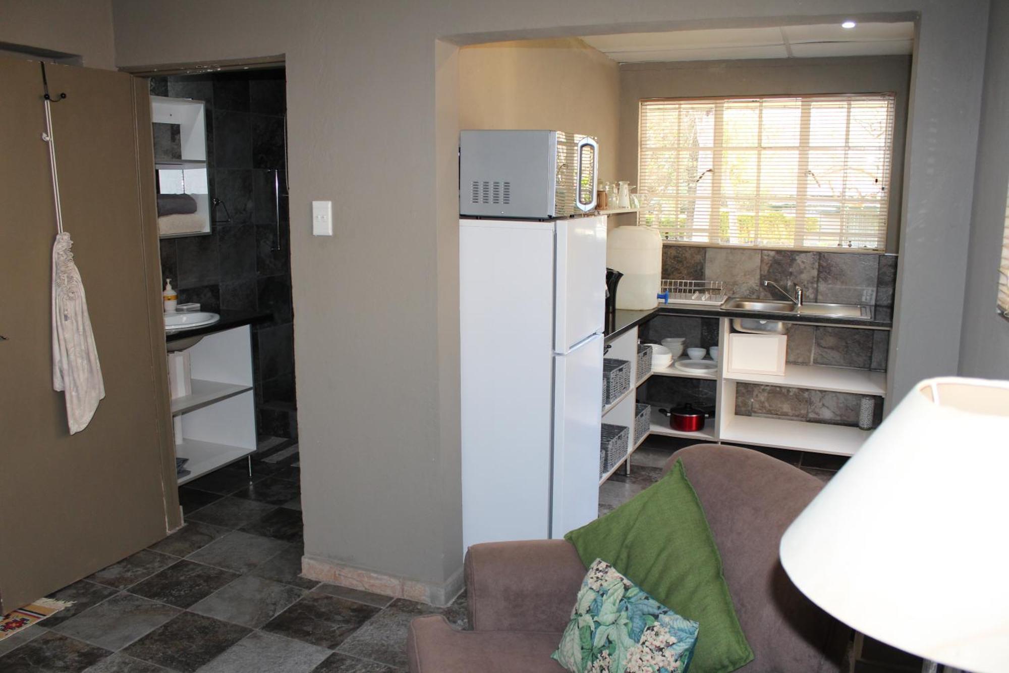 Tucked-Away 1&2 Bedroom Houses Mbombela Bagian luar foto