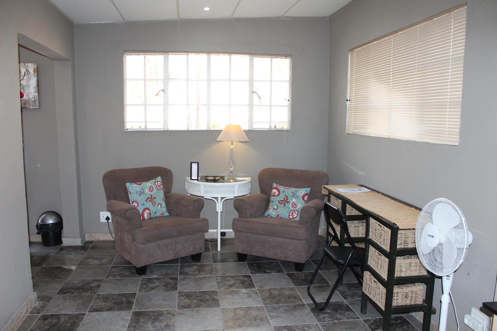 Tucked-Away 1&2 Bedroom Houses Mbombela Bagian luar foto